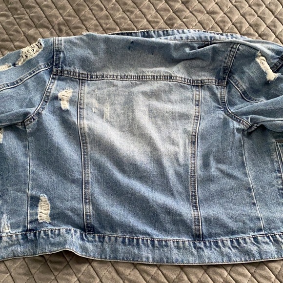 Jacket - Picture 3 of 4